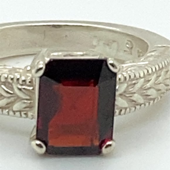 Pyrope Garnet 3.20ct Solid 925 Sterling Silver Ring - Picture 7 of 7